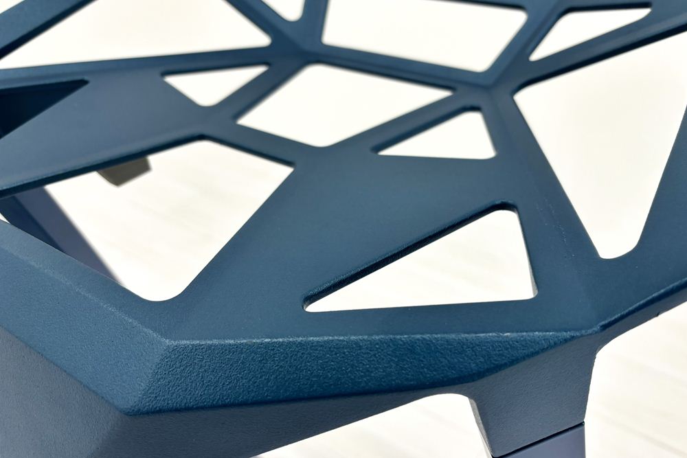 【4脚セット】MAGIS Stool_One Konstantin Grcic 中古 マジス スツールワン コンスタンチン・グルチッチ ミーティングチェア 中古オフィス家具 ブルー系色の画像