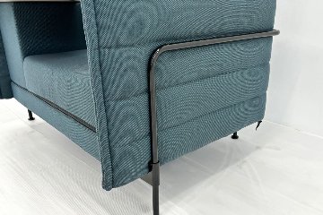 ヴィトラ アルコーヴソファ 中古 Vitra Alcove sofa ハイバックソファ ワークブース 中古オフィス家具 1240/960/1370 ブルー系色の画像