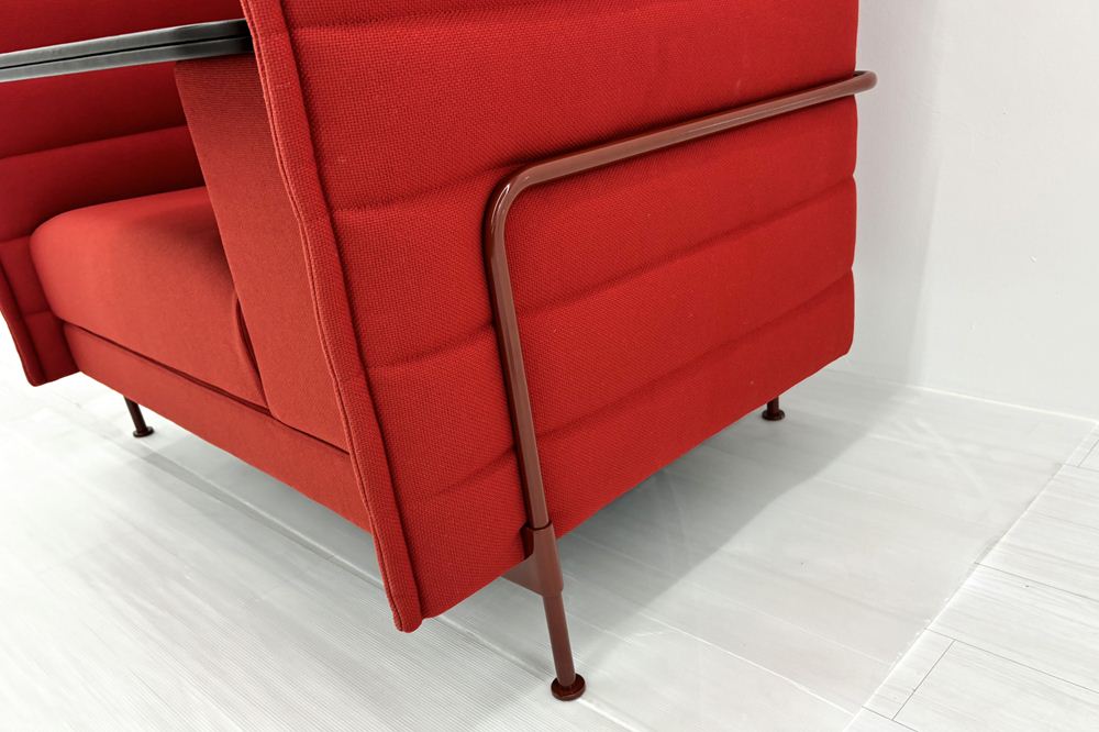 ヴィトラ アルコーヴソファ 中古 Vitra Alcove sofa ハイバックソファ ワークブース 中古オフィス家具 1240/960/1370 レッド系色の画像