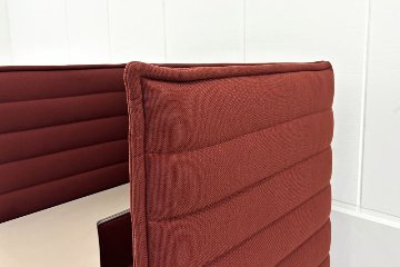 ヴィトラ アルコーヴソファ 中古 Vitra Alcove sofa ハイバックソファ ワークブース 中古オフィス家具 1240/960/1370 ワインレッド系色の画像