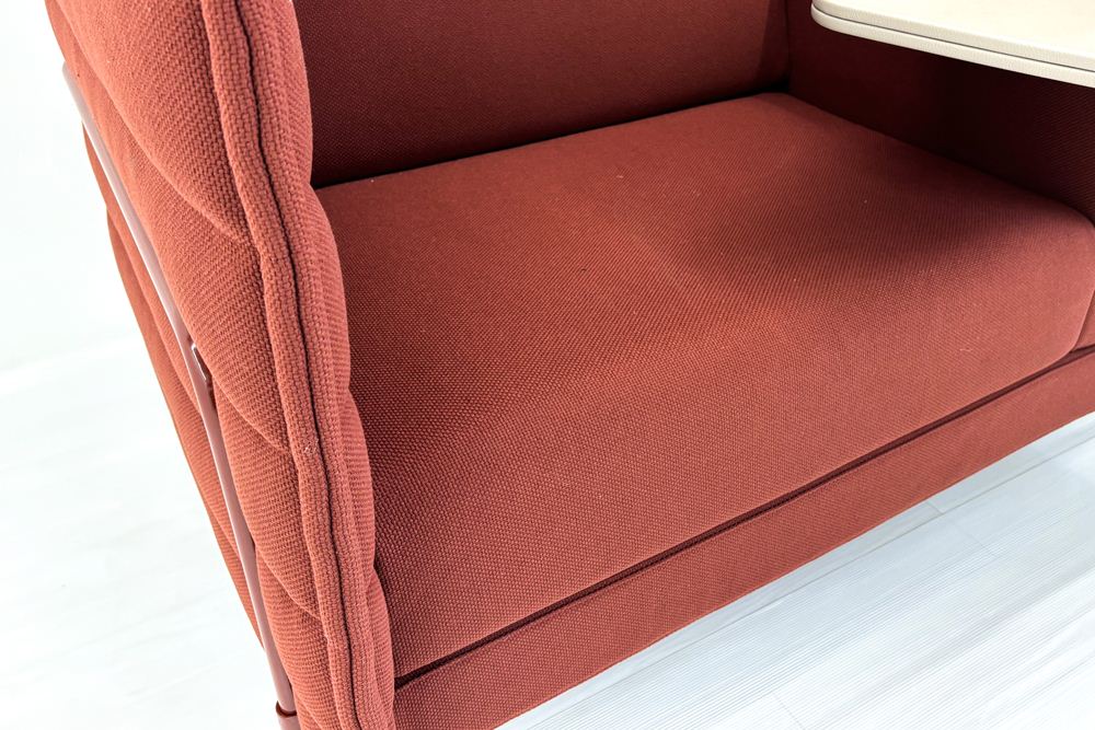ヴィトラ アルコーヴソファ 中古 Vitra Alcove sofa ハイバックソファ ワークブース 中古オフィス家具 1240/960/1370 ワインレッド系色の画像