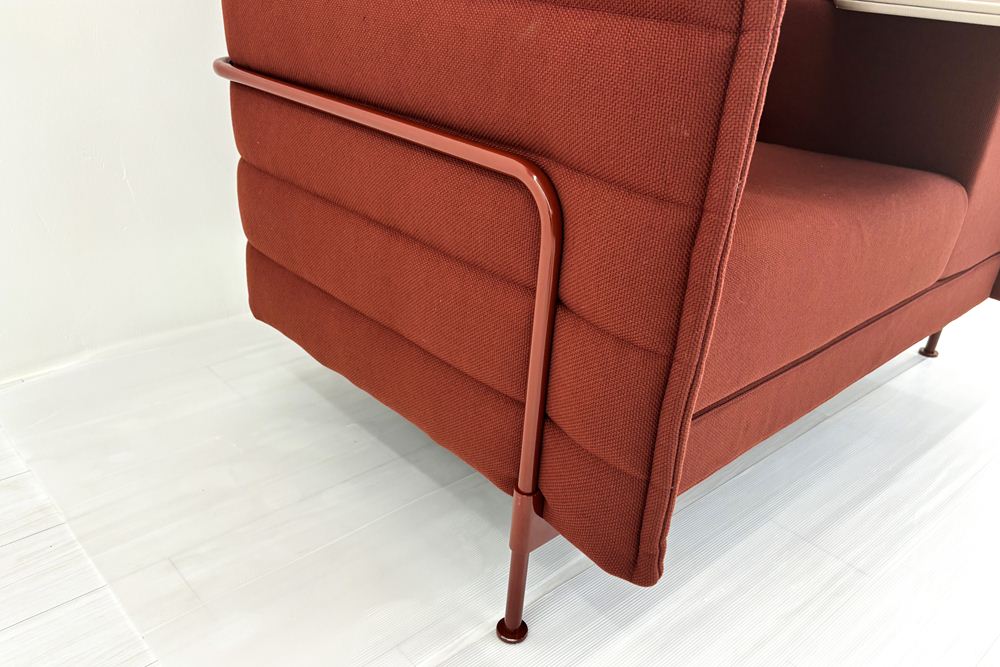 ヴィトラ アルコーヴソファ 中古 Vitra Alcove sofa ハイバックソファ ワークブース 中古オフィス家具 1240/960/1370 ワインレッド系色の画像