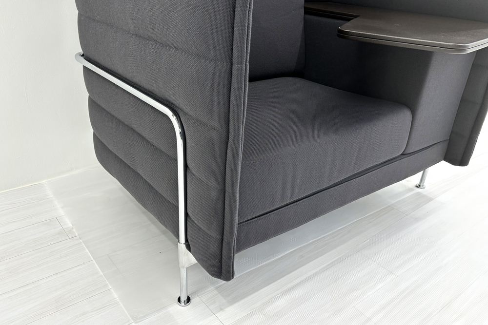 ヴィトラ アルコーヴソファ 中古 Vitra Alcove sofa ハイバックソファ ワークブース 中古オフィス家具 1240/960/1370 パープル系色の画像