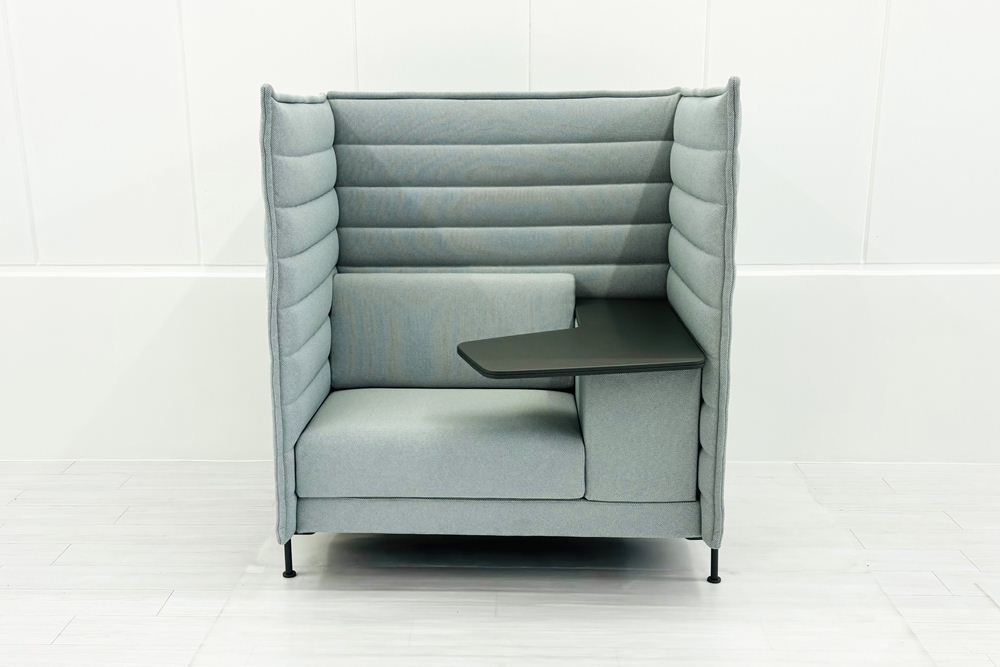 ヴィトラ アルコーヴソファ 中古 Vitra Alcove sofa ハイバックソファ ワークブース 中古オフィス家具 1240/960/1370 ライトブルー系色の画像
