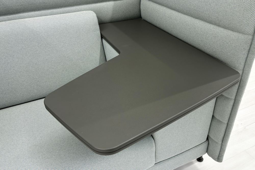 ヴィトラ アルコーヴソファ 中古 Vitra Alcove sofa ハイバックソファ ワークブース 中古オフィス家具 1240/960/1370 ライトブルー系色の画像