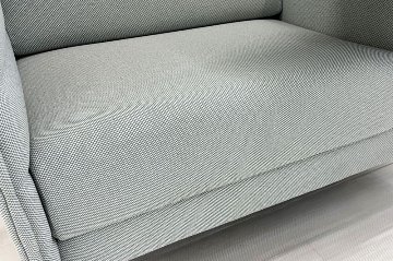 ヴィトラ アルコーヴソファ 中古 Vitra Alcove sofa ハイバックソファ ワークブース 中古オフィス家具 1240/960/1370 ライトブルー系色の画像