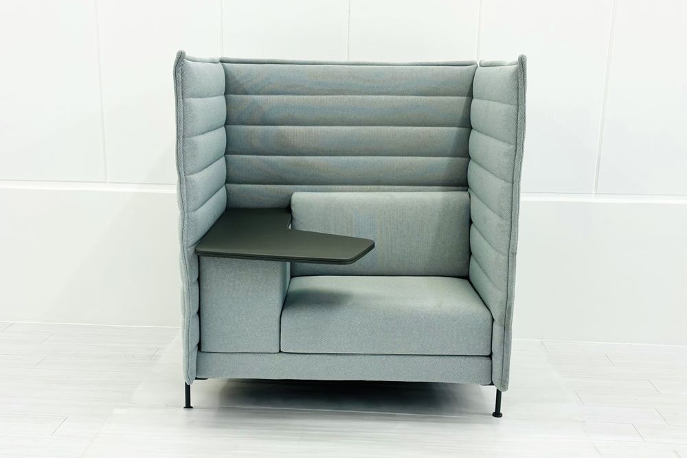 ヴィトラ アルコーヴソファ 中古 Vitra Alcove sofa ハイバックソファ ワークブース 中古オフィス家具 1240/960/1370 ライトブルー系色の画像
