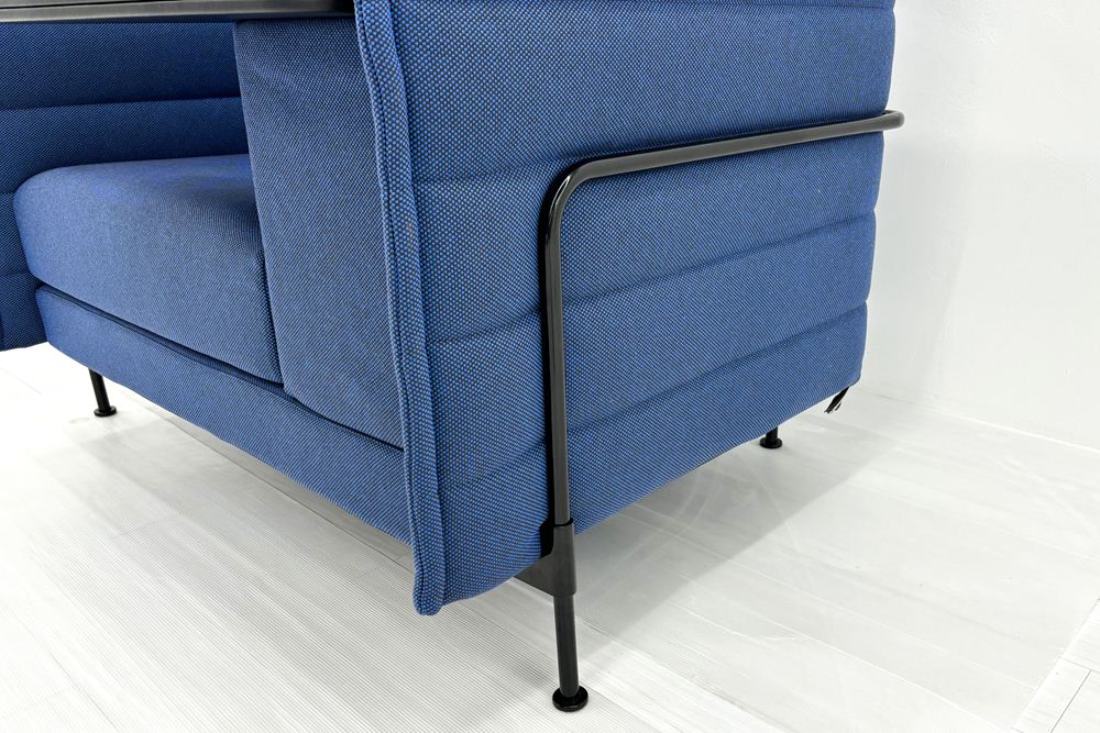 ヴィトラ アルコーヴソファ 中古 Vitra Alcove sofa ハイバックソファ ワークブース 中古オフィス家具 1240/960/1370 ブルー系色の画像