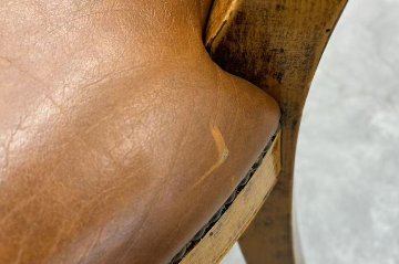 イタリア Bakokko社 中古 ビンテージチェア ダイニングチェア 中古オフィス家具 カフェチェア 多目的チェア レザー ブラウンの画像