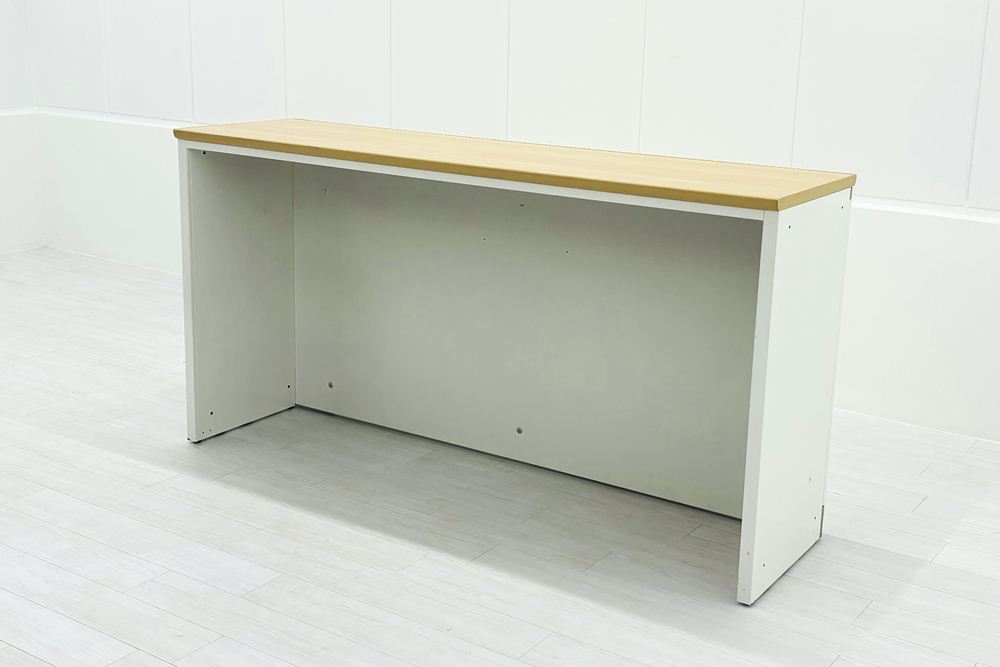 演台 インフォメーションカウンター 中古 オカムラ 受付カウンター 中古オフィス家具 ハイカウンター 1880/520/980の画像