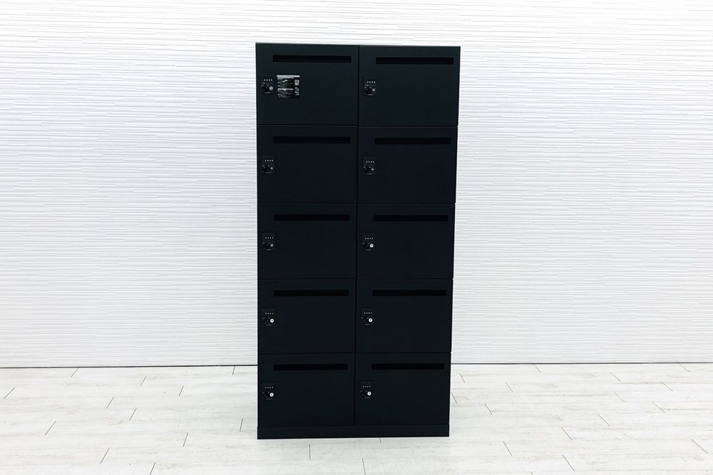 オカムラ ピクスライン 中古 10人用ロッカー スチールロッカー メールボックス 収納家具 中古オフィス家具 ブラック ダイヤル錠 900/450/1810の画像