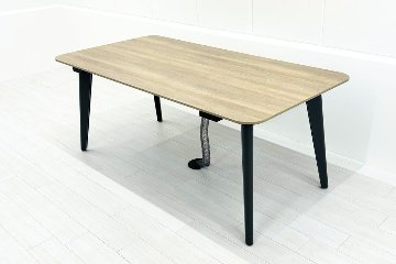 オカムラ ライブスワークテーブル 中古 小型会議テーブル Lives Work Table 幅1800 ミーティングテーブル 会議机 中古オフィス家具 1800/900/720の画像