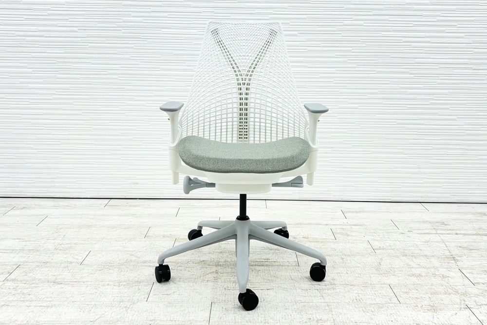 【未開封未使用品】 ハーマンミラー セイルチェア ミドルバック 中古 Herman Miller SAYL Chair 中古オフィス家具 可動肘 グレーの画像