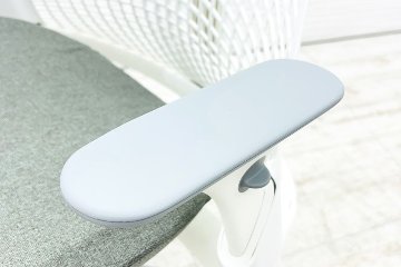 【未開封未使用品】 ハーマンミラー セイルチェア ミドルバック 中古 Herman Miller SAYL Chair 中古オフィス家具 可動肘 グレーの画像