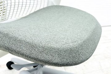 【未開封未使用品】 ハーマンミラー セイルチェア ミドルバック 中古 Herman Miller SAYL Chair 中古オフィス家具 可動肘 グレーの画像