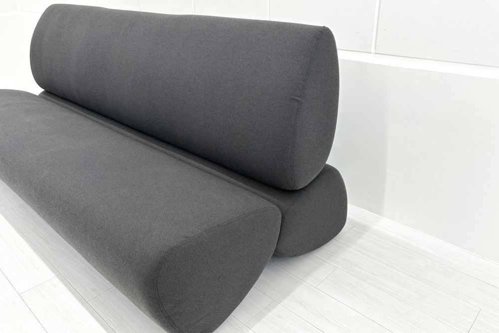 ナガレ ラウンジソファ オカムラ | 中古オフィス家具専門店のオフィス