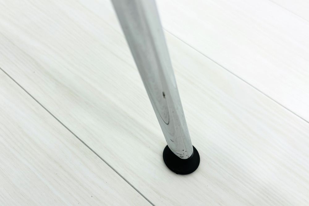 Vitra Eames ヴィトラ イームズチェア 中古 プラスチックチェア Hベース ホワイトの画像