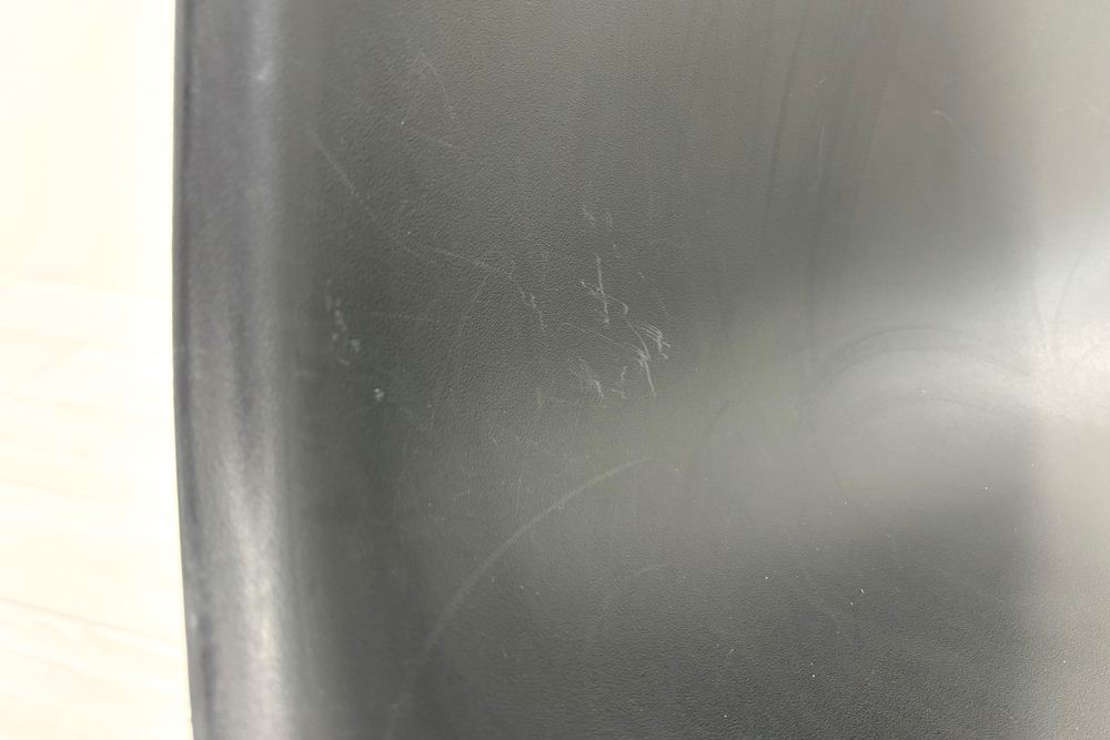 Vitra Eames ヴィトラ イームズチェア 中古 プラスチックチェア Hベース ブラックの画像