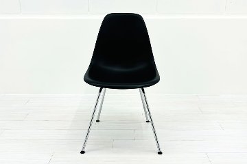 Vitra Eames ヴィトラ イームズチェア 中古 プラスチックチェア Hベース ブラックの画像