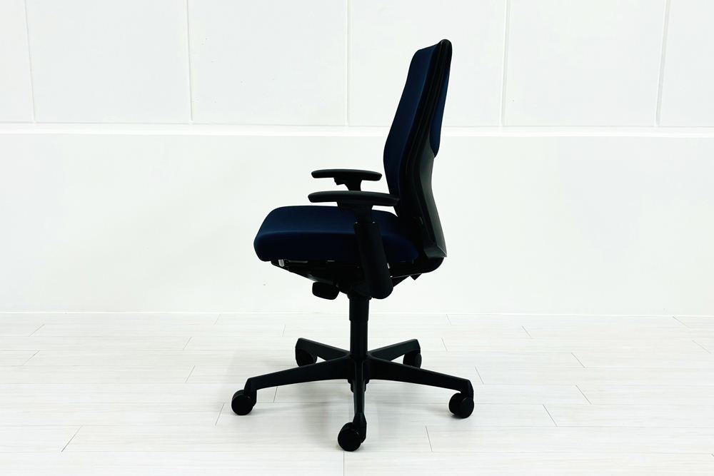 オカムラ エスクードチェアハイバック NULL C436CR FFW1 1点