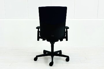 エスクードチェア オカムラ 中古 事務椅子 中古オフィスチェア 中古オフィス家具 OKAMURA 可動肘 ハイバック ダークブルーの画像