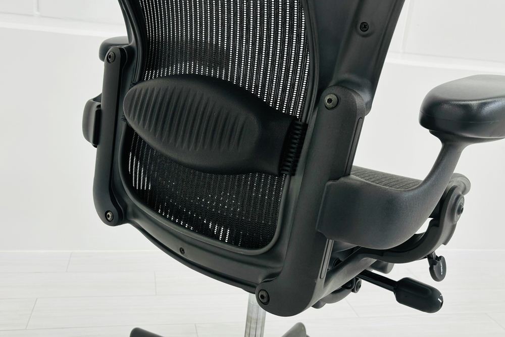 ハーマンミラー アーロンチェア 中古 Bサイズ スタンダード ランバーサポート Herman Miller Aeron Chairs 中古オフィス家具 メッシュの画像