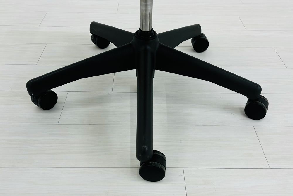 ハーマンミラー アーロンチェア 中古 Bサイズ スタンダード ランバーサポート Herman Miller Aeron Chairs 中古オフィス家具 メッシュの画像