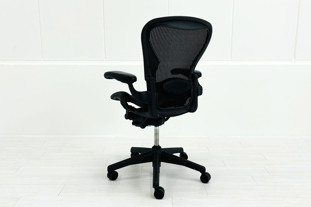 ハーマンミラー アーロンチェア 中古 Bサイズ スタンダード ランバーサポート Herman Miller Aeron Chairs 中古オフィス家具 メッシュの画像