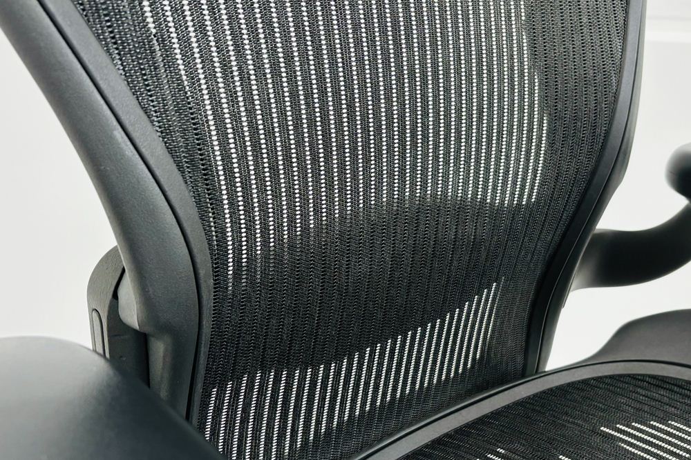 ハーマンミラー アーロンチェア 中古 Bサイズ スタンダード ランバーサポート Herman Miller Aeron Chairs 中古オフィス家具 メッシュの画像