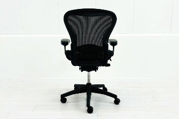 ハーマンミラー アーロンチェア 中古 Bサイズ スタンダード ランバーサポート Herman Miller Aeron Chairs 中古オフィス家具 メッシュの画像