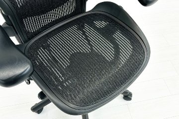 ハーマンミラー アーロンチェア 中古 Bサイズ スタンダード ランバーサポート Herman Miller Aeron Chairs 中古オフィス家具 メッシュの画像