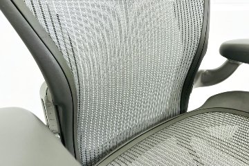 ハーマンミラー アーロンチェア 中古 Bサイズ スタンダード Herman Miller Aeron Chairs 中古オフィス家具 グレーの画像