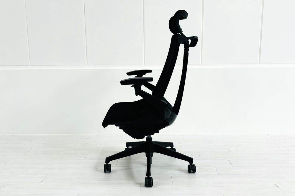 イトーキ アクトチェア 2019年製 中古 エクストラハイバック Act 事務椅子 ITOKI 中古オフィス家具 ブラックの画像