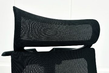 イトーキ アクトチェア 2019年製 中古 エクストラハイバック Act 事務椅子 ITOKI 中古オフィス家具 ブラックの画像