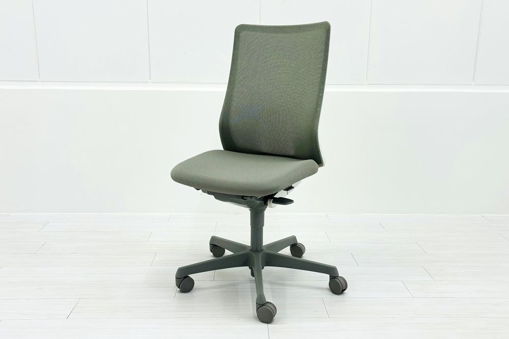 オカムラ　フルーエント　肘なし 送料無料】 オカムラ フルーエント オフィスチェア 肘なし