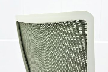 オカムラ フルーエントチェア 2019年製 中古 肘なし ハイバック 事務椅子 中古オフィスチェア 中古オフィス家具 ライトグレーの画像