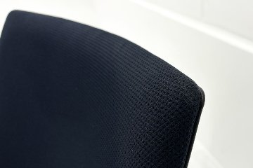 コクヨ ウィザード2チェア ハイバック ブラック 中古 KOKUYO Wizard2 クッション 肘無 中古事務椅子 中古オフィス家具の画像