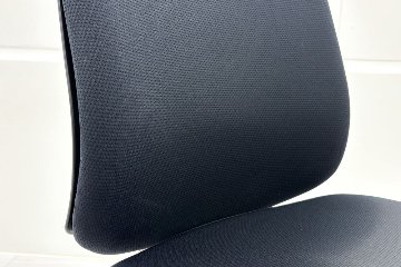 コクヨ ウィザード2チェア ハイバック ブラック 中古 KOKUYO Wizard2 クッション 肘無 中古事務椅子 中古オフィス家具の画像