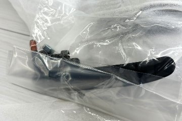 オカムラ シルフィー用 ヘッドレスト 固定ヘッドレスト ブラック 未使用品 OKAMURA Sylphy C6501B FSF1 中古オフィス家具 の画像