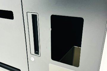 リサイクルユニット スチール書庫 コクヨ エディア トラッシュユニット ゴミ箱 中古オフィス家具 ブラック 900/450/1130の画像