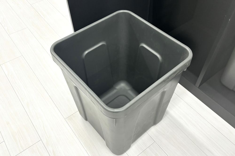 イトーキ ノットワークシリーズ 中古 ダストボックス knot Work ゴミ箱 トラッシュユニット 収納家具 中古オフィス家具 900/528/900の画像