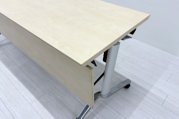 コクヨ コンフェスト ミーティングテーブル 中古  会議机 折りたたみ テーブル 中古オフィス家具 フォールディングテーブル 1800/600/720の画像