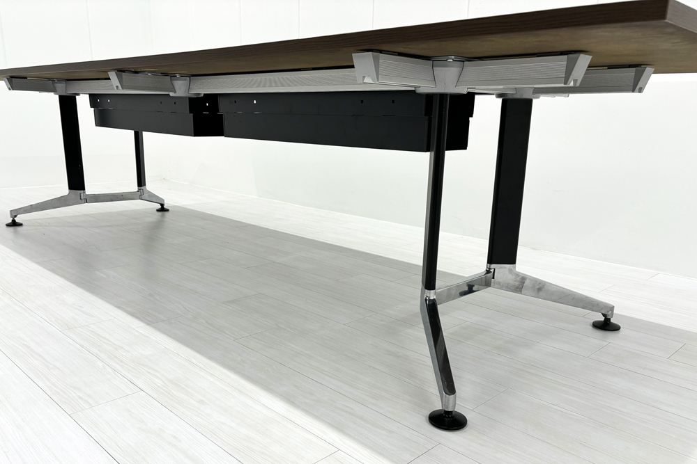 コクヨ 大型会議テーブル 中古 WT-300 ミーティングテーブル 幅3200 KOKUYO 会議机 中古オフィス家具 3200/900/720の画像