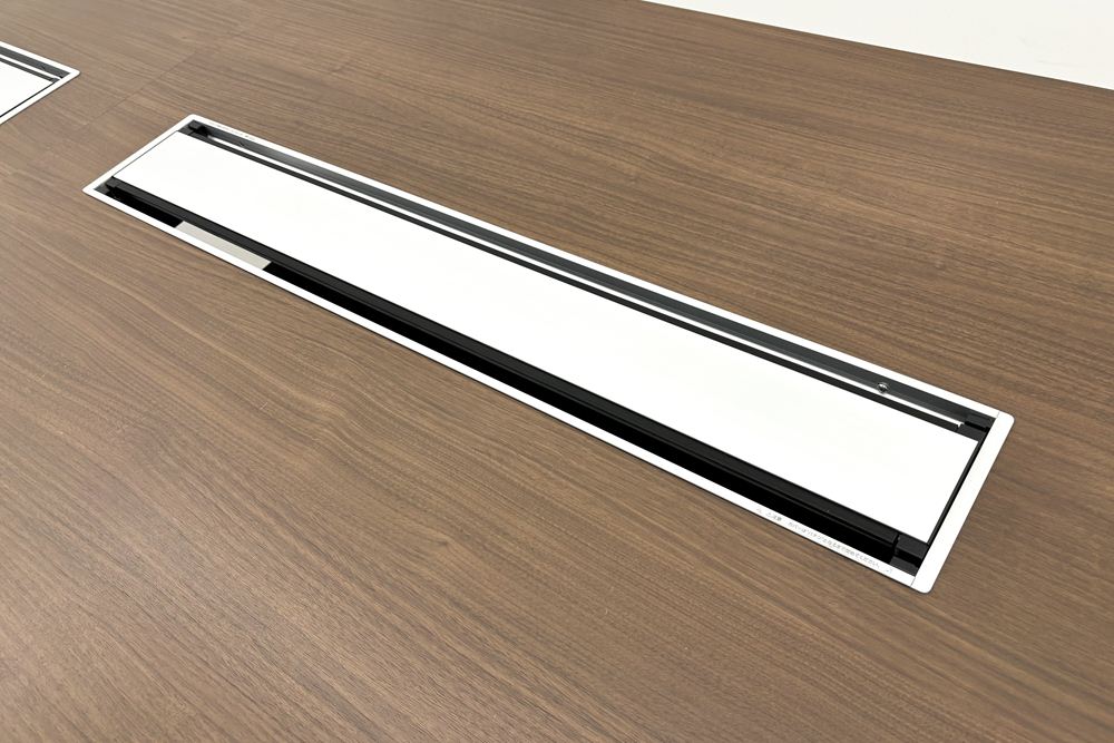 コクヨ 大型会議テーブル 中古 WT-300 ミーティングテーブル 幅3200 KOKUYO 会議机 中古オフィス家具 3200/900/720の画像