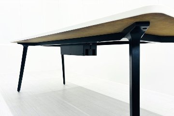 内田洋行 レムナ 小型会議テーブル ホワイト ミーティングテーブル 中古 幅2000 中古オフィス家具 2000/900/720の画像