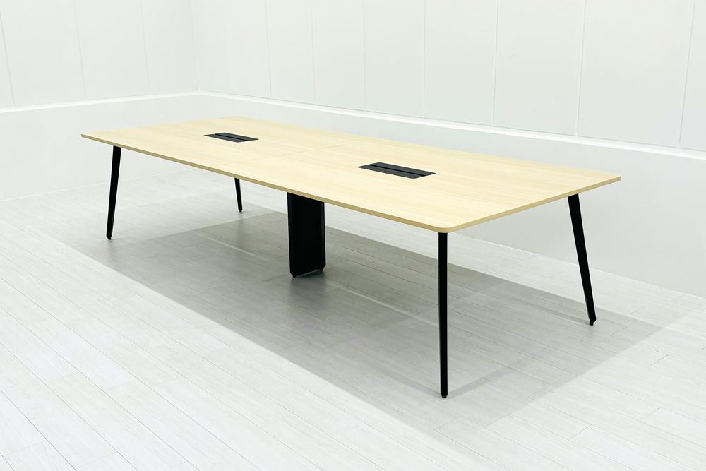 ウチダ レムナ 大型会議テーブル 中古 ミーティングテーブル 大型会議机 中古オフィス家具 メープル 3200/1200/720の画像