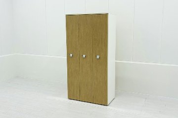 オカムラ 3人用ロッカー 縦長ロッカー ホワイト | 中古オフィス家具 