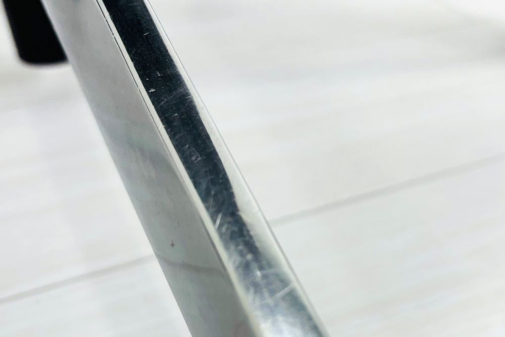 オカムラ シルフィーチェア 中古 ハイバック 固定肘 OKAMURA Sylphy 中古オフィス家具 ブラックの画像