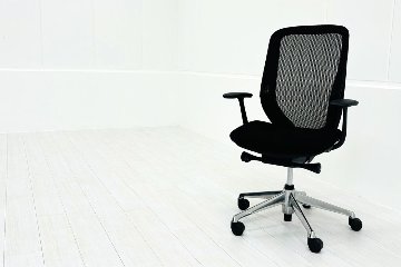 オカムラ シルフィーチェア 中古 ハイバック 固定肘 OKAMURA Sylphy 中古オフィス家具 ブラックの画像