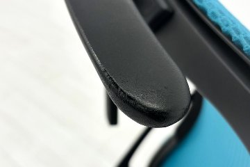 オカムラ シルフィーチェア 中古 ハイバック 可動肘 ハンガー付き OKAMURA Sylphy 中古オフィス家具 ブルーグリーンの画像